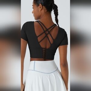 HALARA Round Neck Strappy Back Crop Top